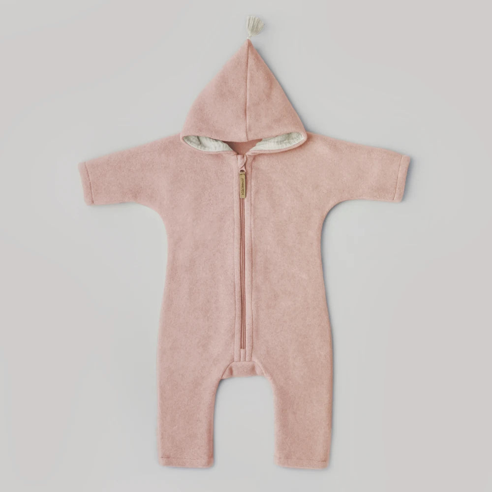 Overall - Soft Rose/Milk aus Bio-Baumwollfleece