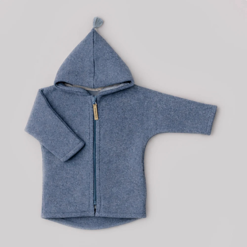 Jacke mit Kapuze aus Bio-Baumwollfleece in Blue Sky Blue, Detailansicht