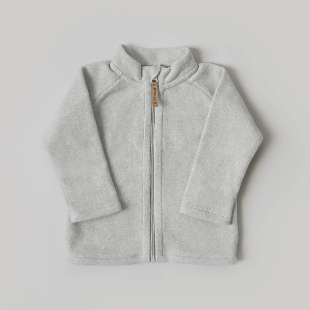 Jacke aus Bio-Baumwollfleece in Soft Grey, Vorderansicht