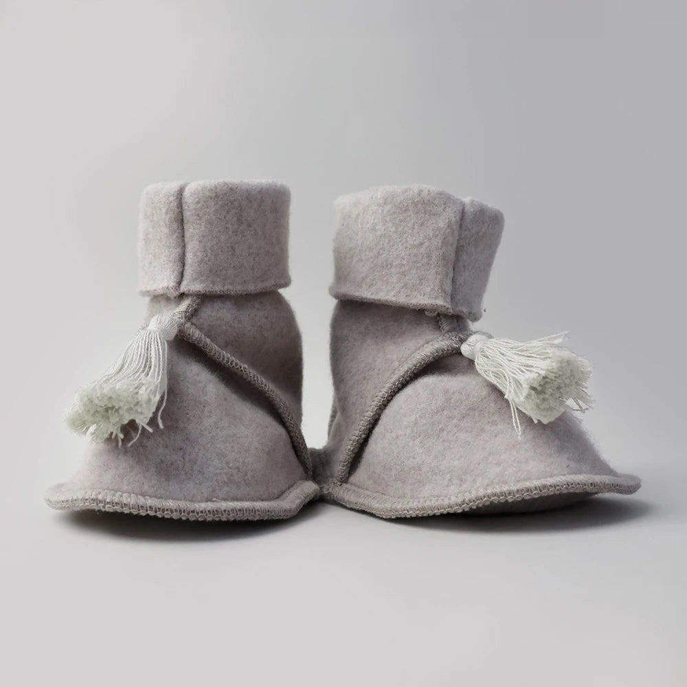 Trageschuhe aus Bio-Baumwollfleece in Beige, Vorderansicht