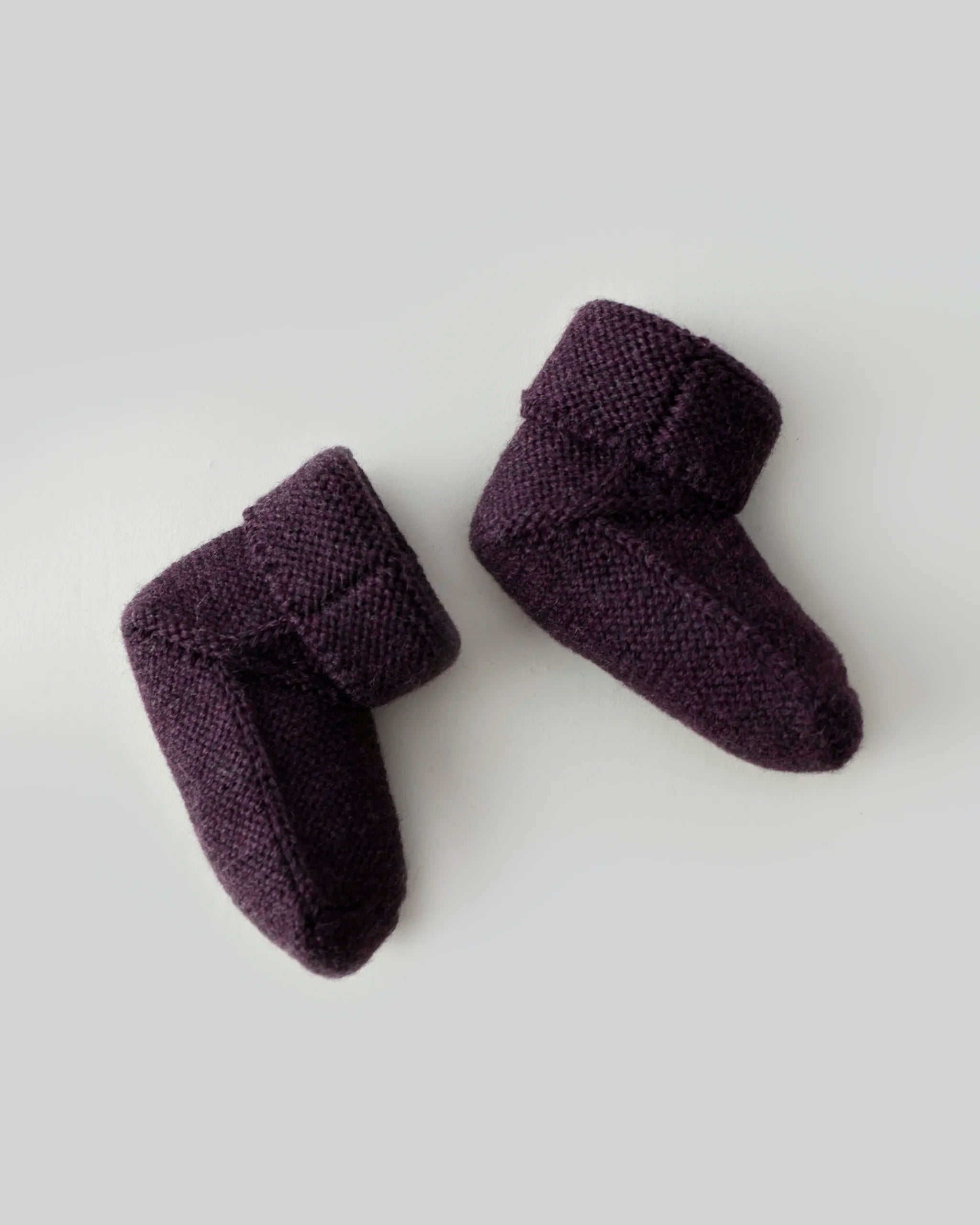Merino Strickschühchen Baby - Plum